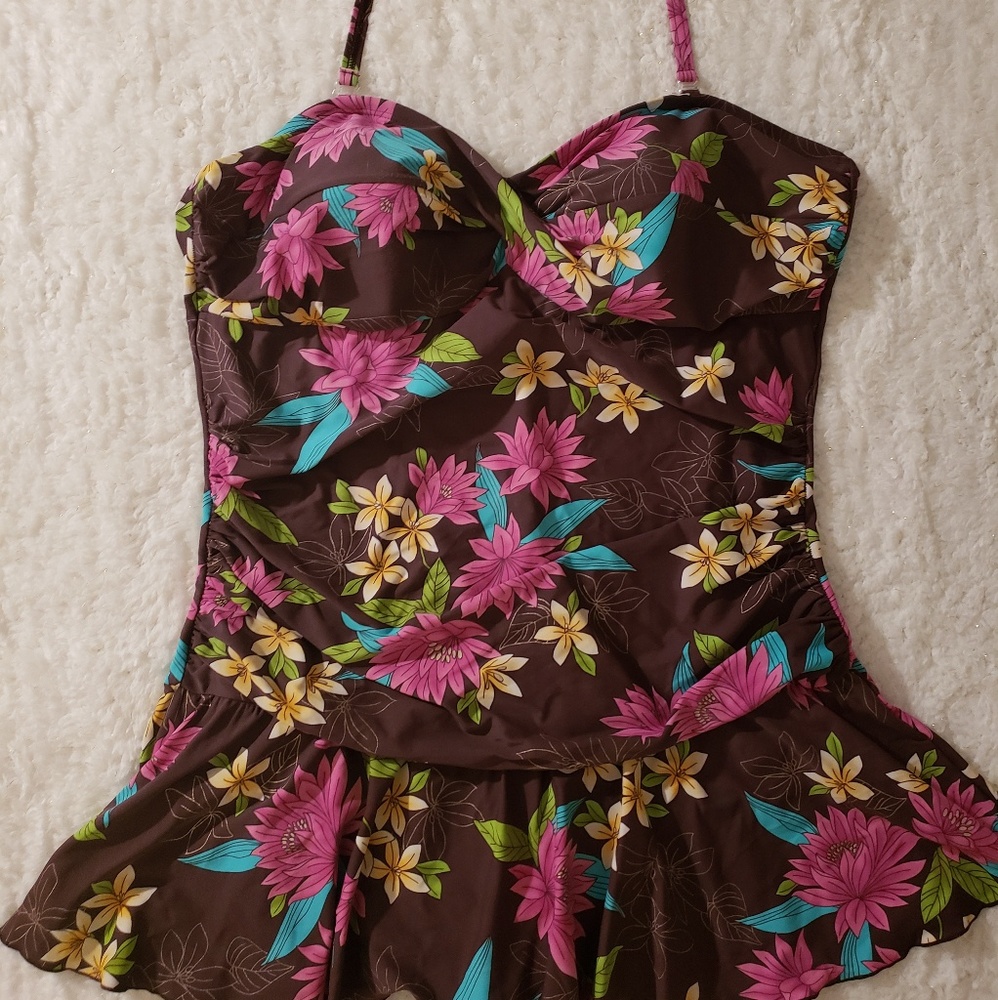Plus size bathing suit